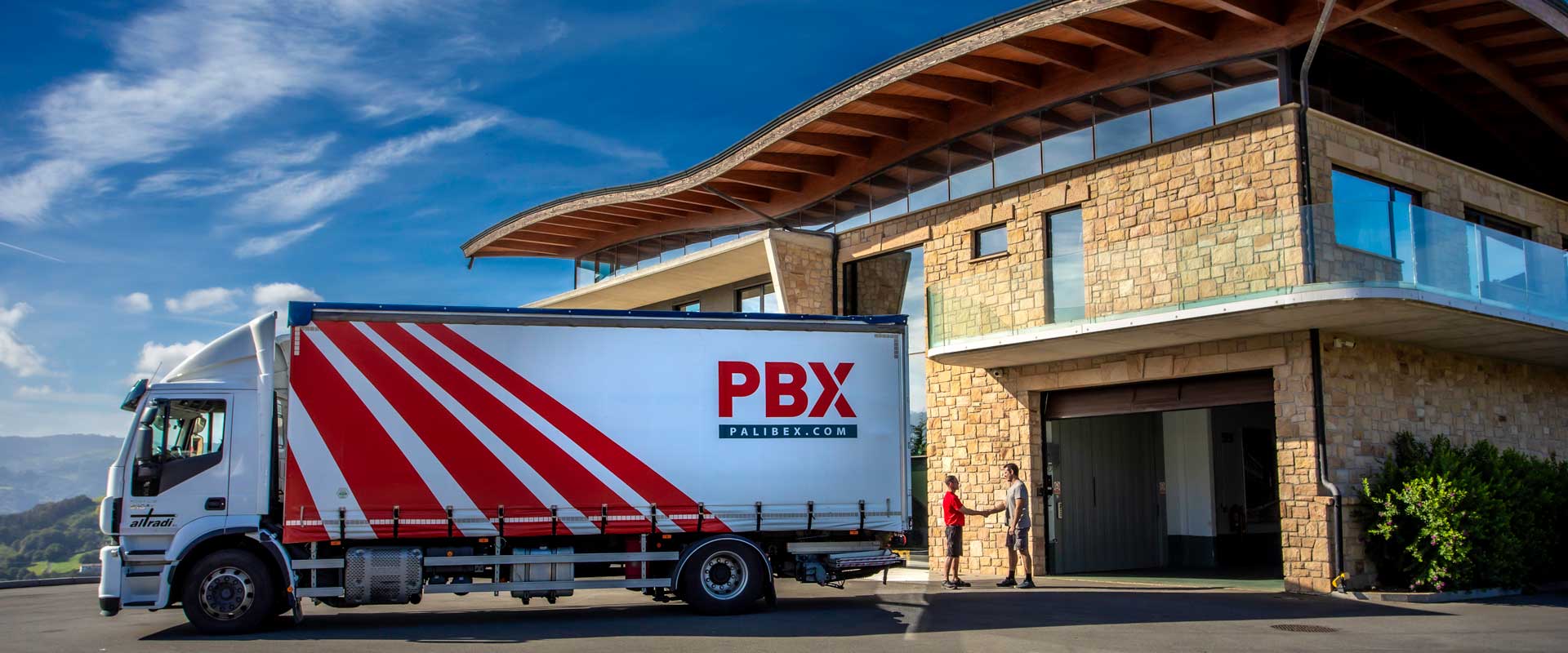 Descarga de camión - Transportes Altradi