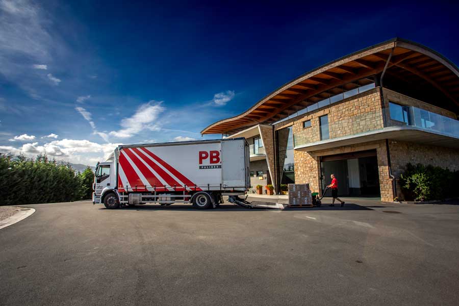 Los clientes confían en nosotros - Transportes Altradi